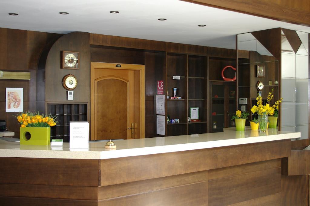 Hotel Sirak Most Extérieur photo